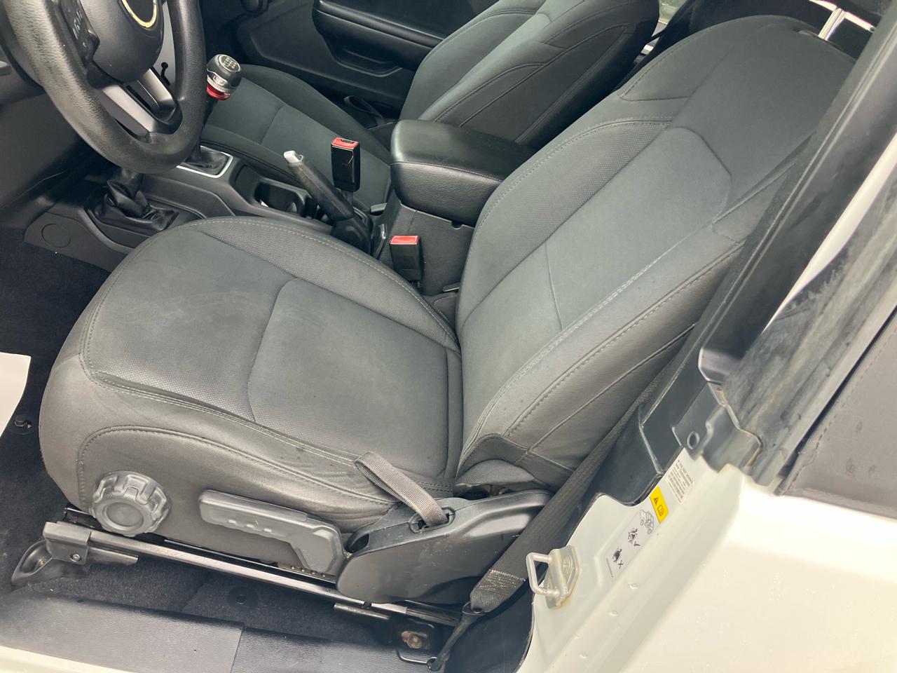 Jeep Wrangler Sport 4WD 2019