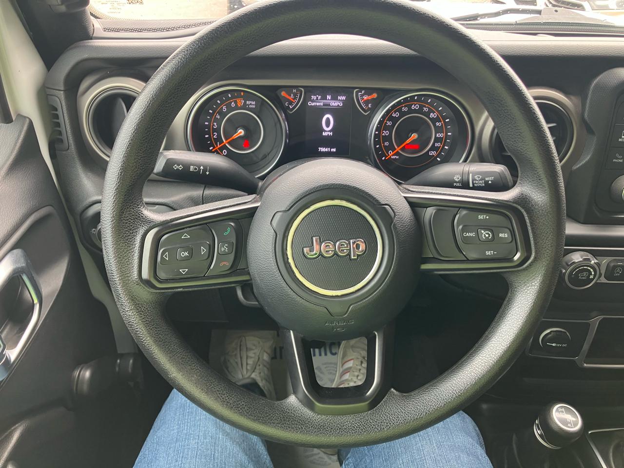 Jeep Wrangler Sport 4WD 2019