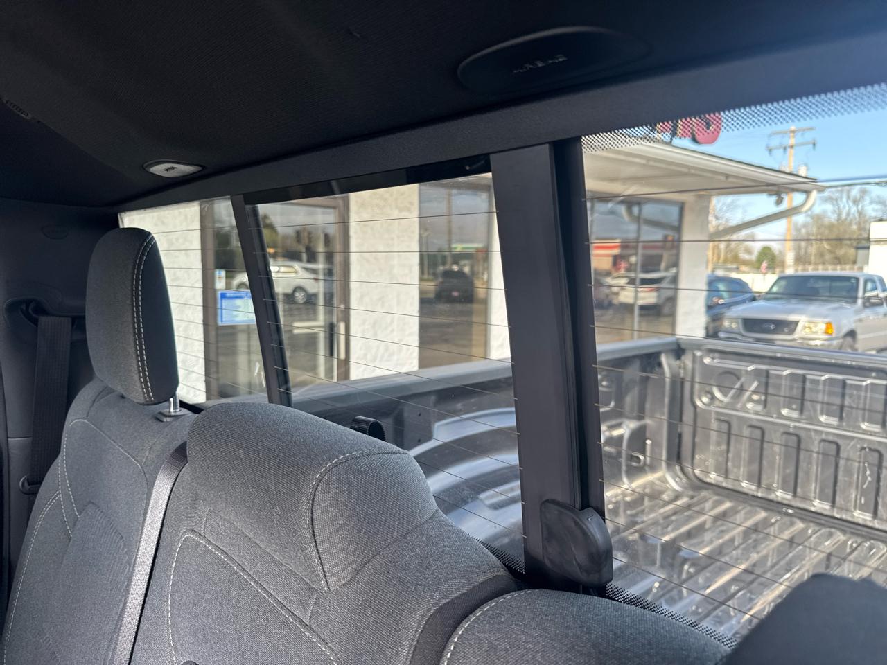 RAM 1500 Big Horn Quad Cab 4WD 2022