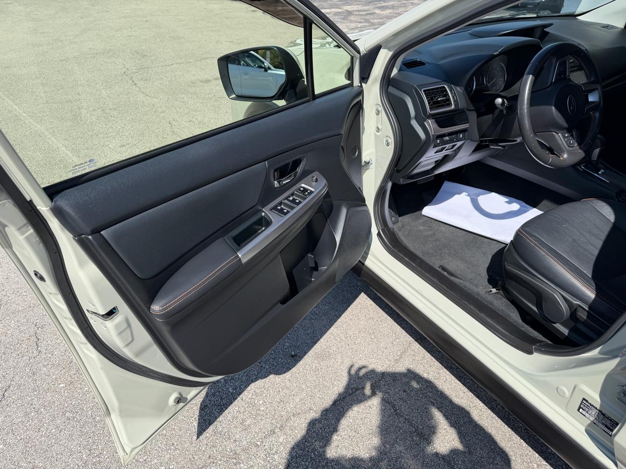 Subaru Crosstrek 2.0i Limited PZEV CVT 2016