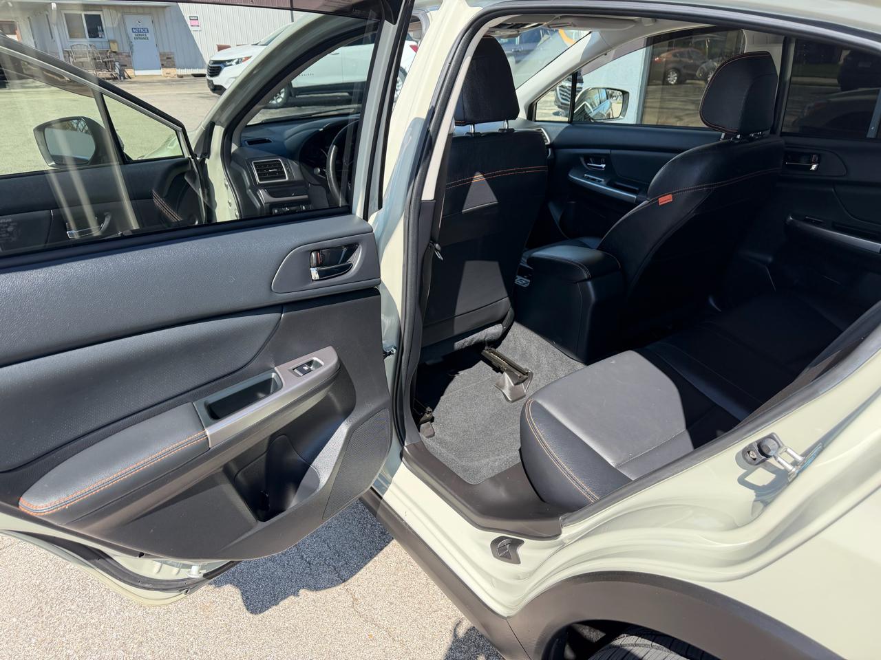 Subaru Crosstrek 2.0i Limited PZEV CVT 2016