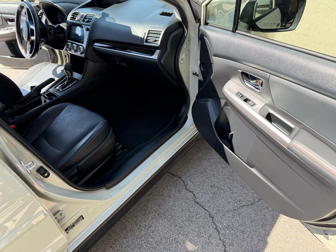 Subaru Crosstrek 2.0i Limited PZEV CVT 2016