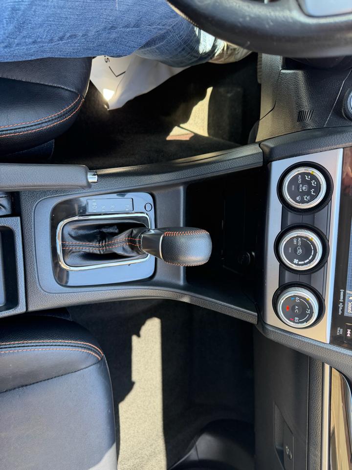 Subaru Crosstrek 2.0i Limited PZEV CVT 2016