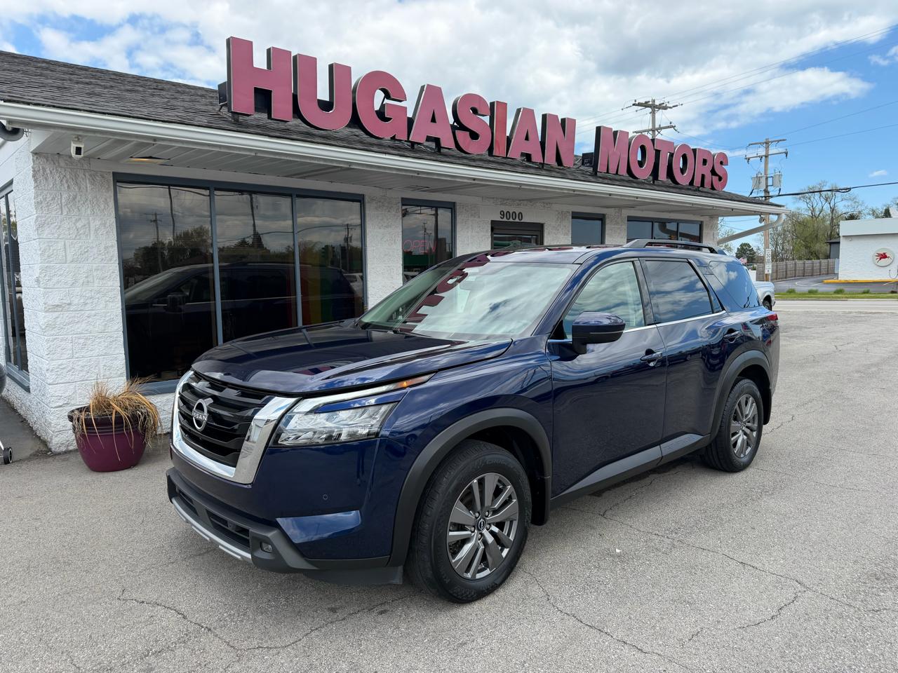2024 Nissan Pathfinder SV 4WD