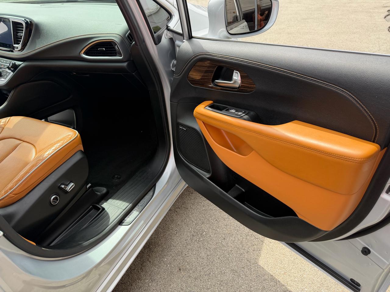 Chrysler Pacifica Pinnacle AWD 2022