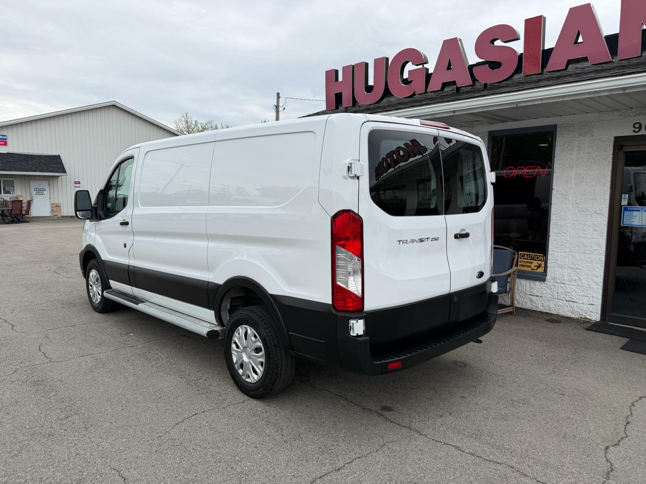 Ford Transit 250 Van 2024