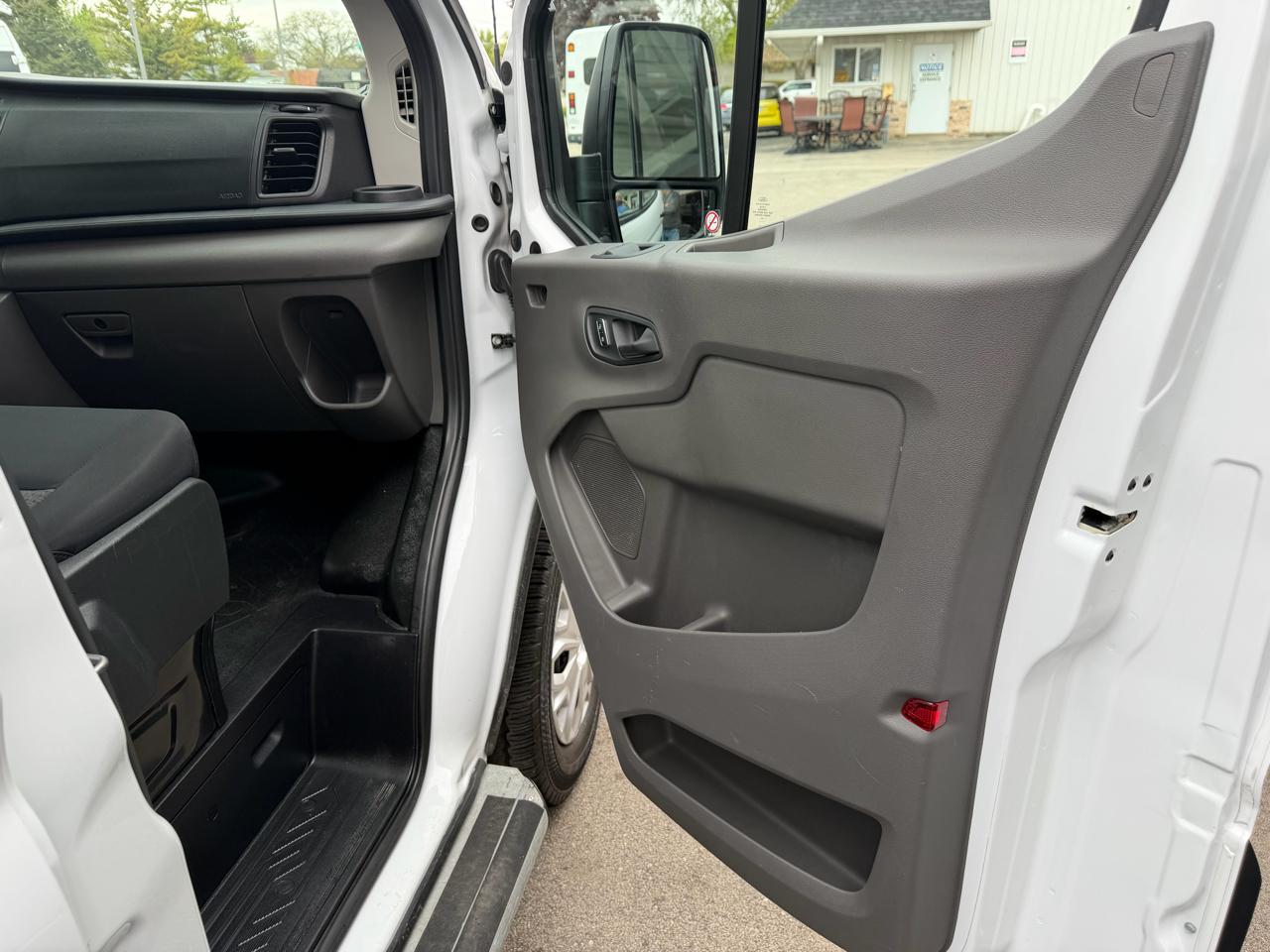 Ford Transit 250 Van 2024