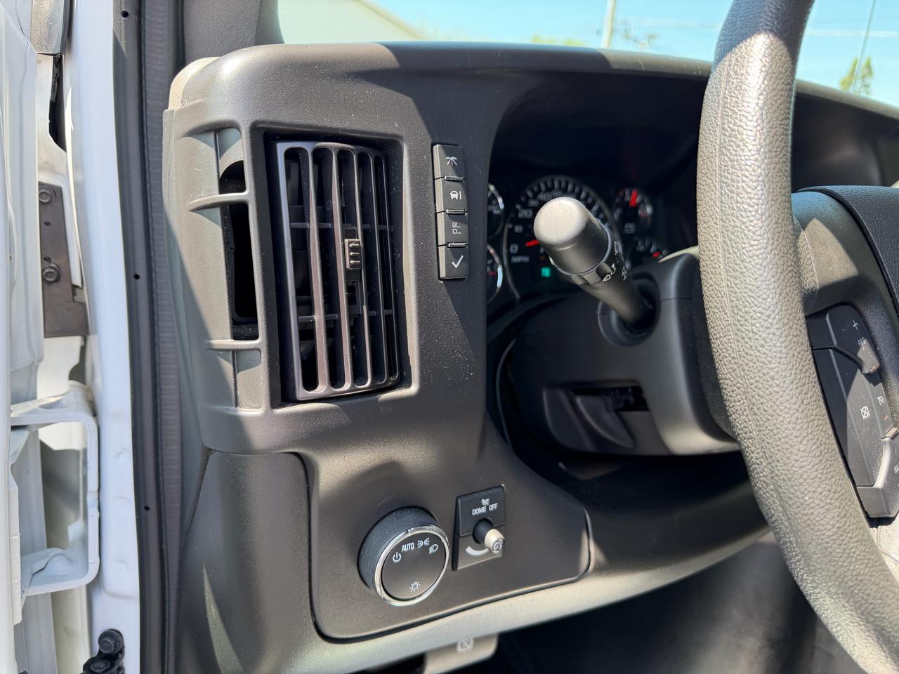 GMC Savana G2500 Cargo 2024