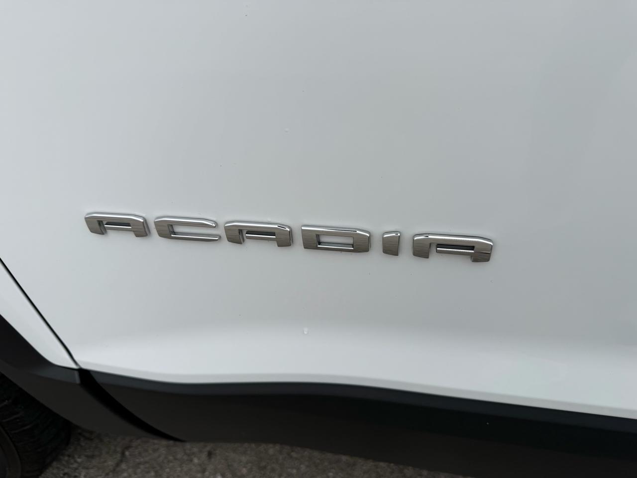 GMC Acadia SLT AWD 2023