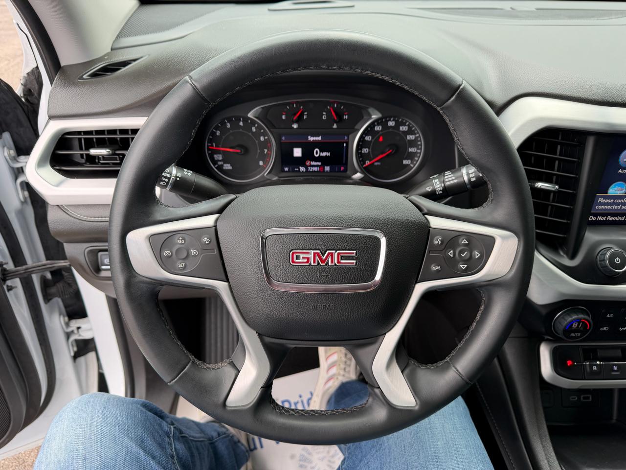 GMC Acadia SLT AWD 2023
