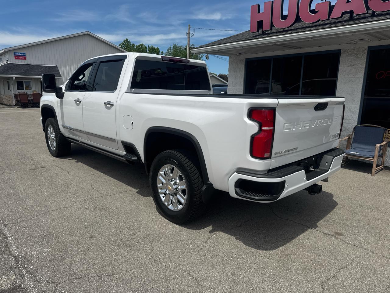 Chevrolet Silverado 2500HD High Country Crew Cab Short Box 4WD 2024