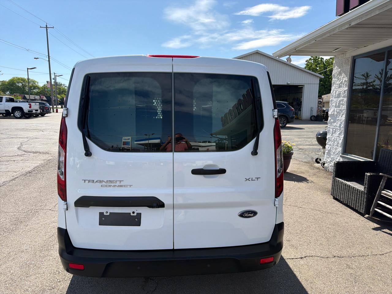 Ford Transit Connect Cargo Van XLT LWB 2022