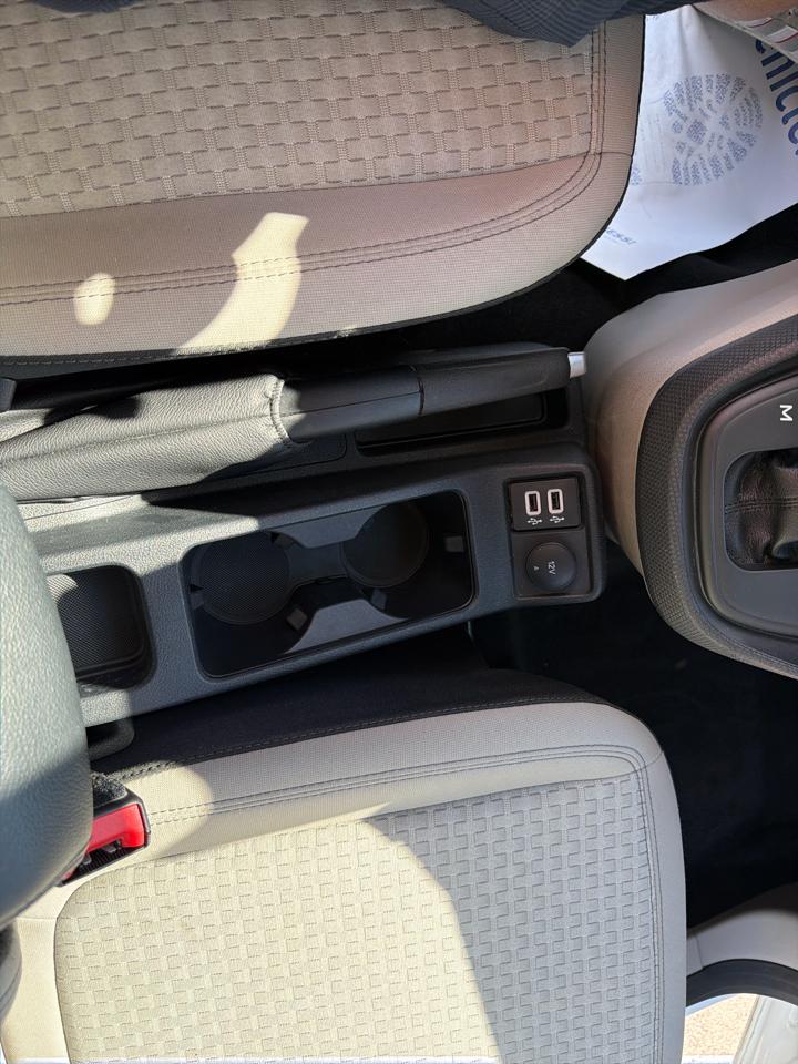 Ford Transit Connect Cargo Van XLT LWB 2022