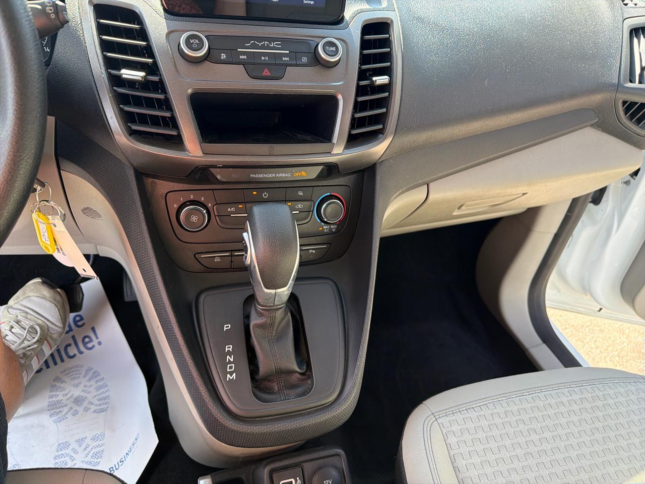Ford Transit Connect Cargo Van XLT LWB 2022