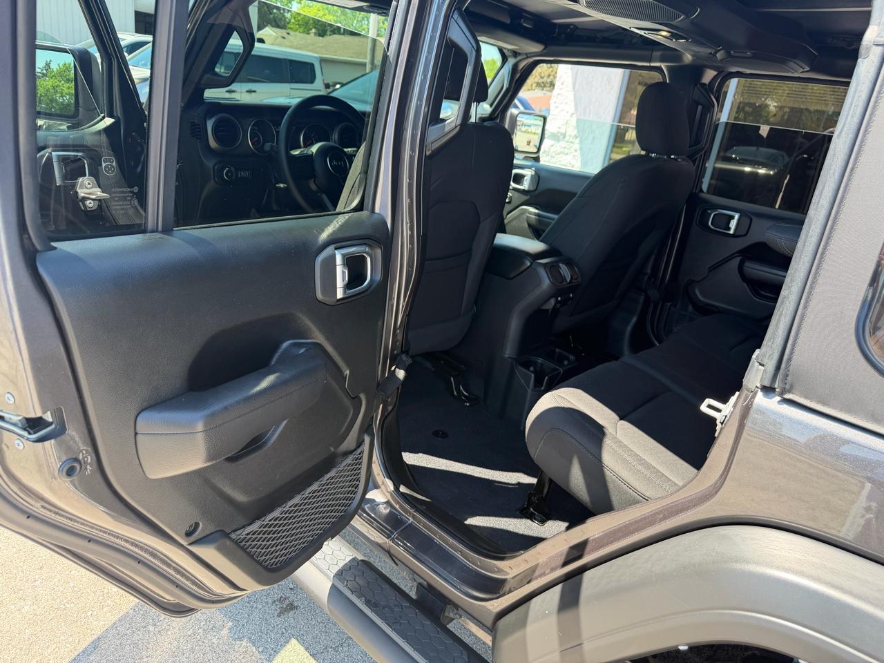 Jeep Wrangler Unlimited Sport 2022