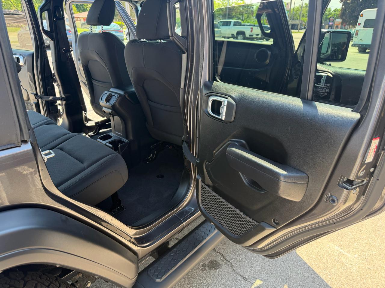 Jeep Wrangler Unlimited Sport 2022