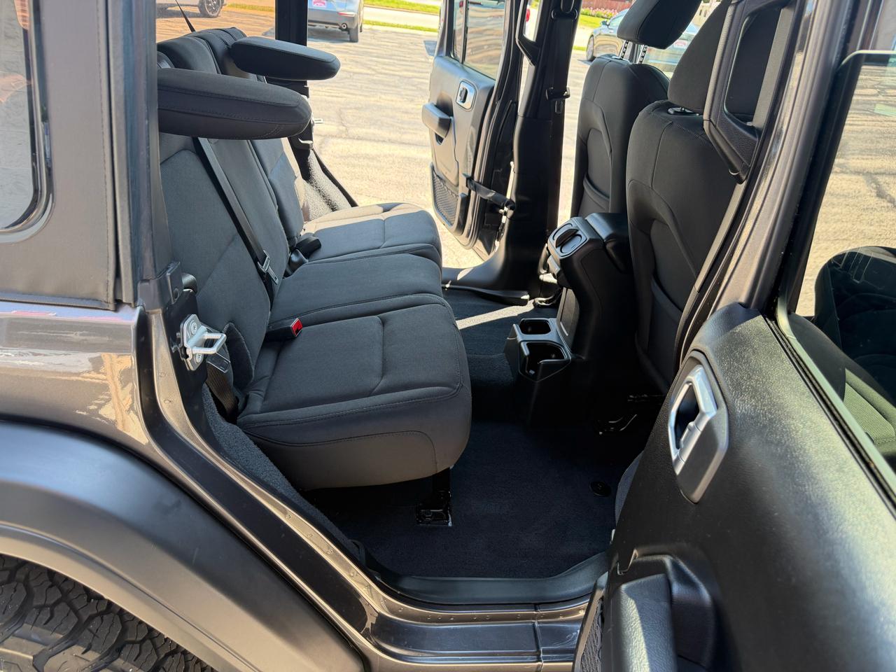 Jeep Wrangler Unlimited Sport 2022