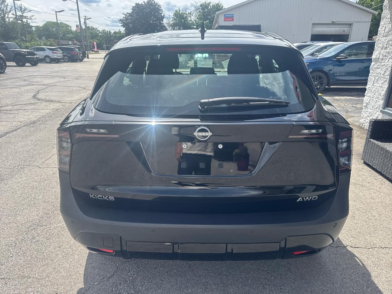 Nissan Kicks S 4WD 2025