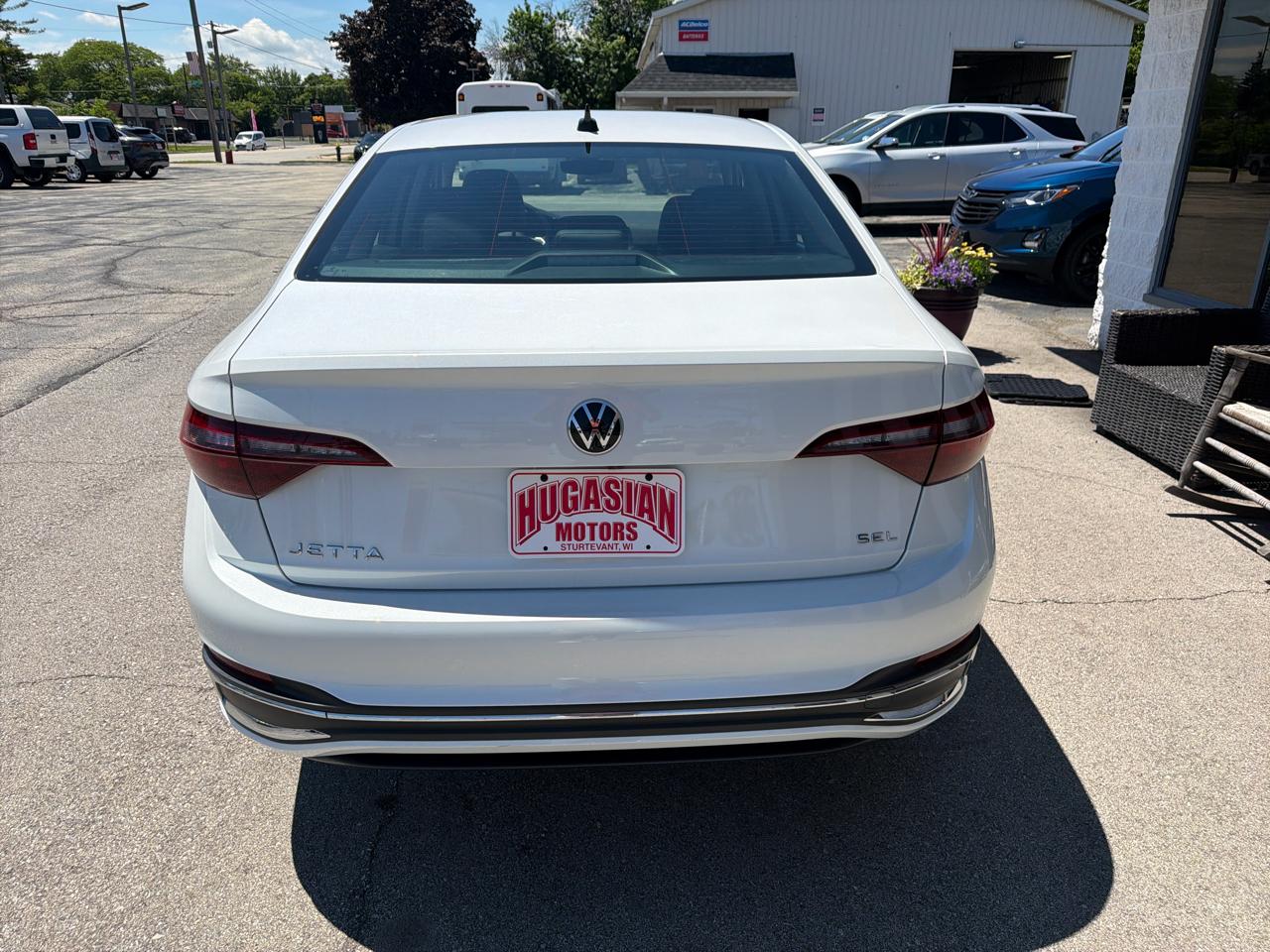 Volkswagen Jetta SEL 2024