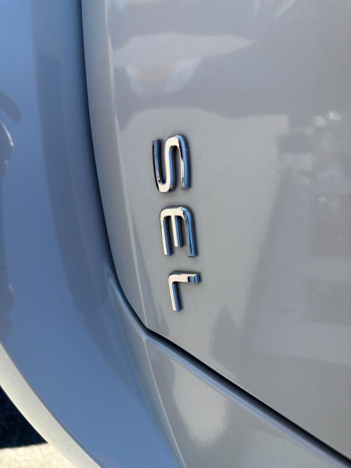 Volkswagen Jetta SEL 2024