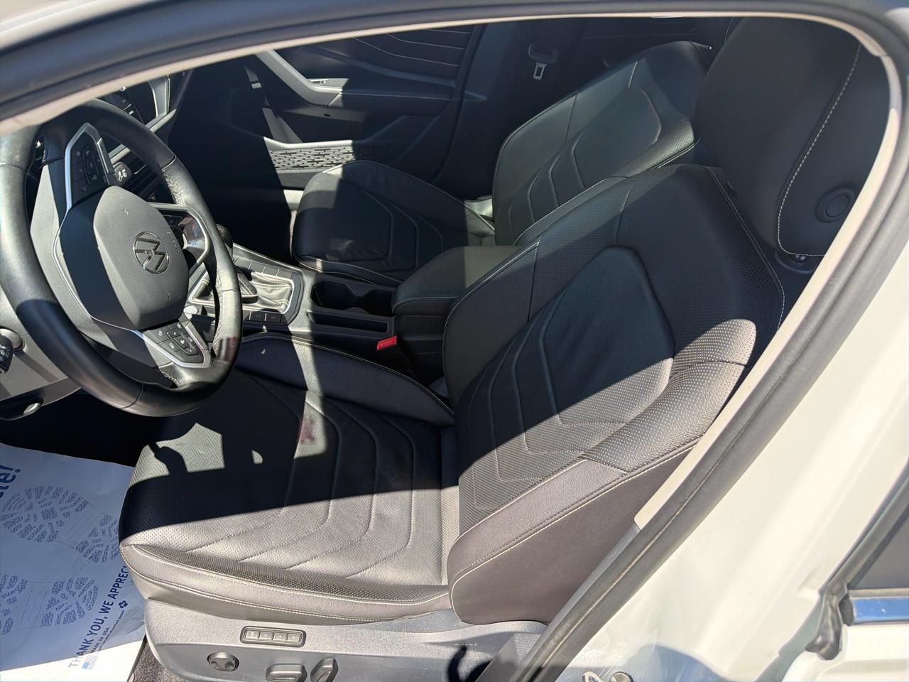 Volkswagen Jetta SEL 2024