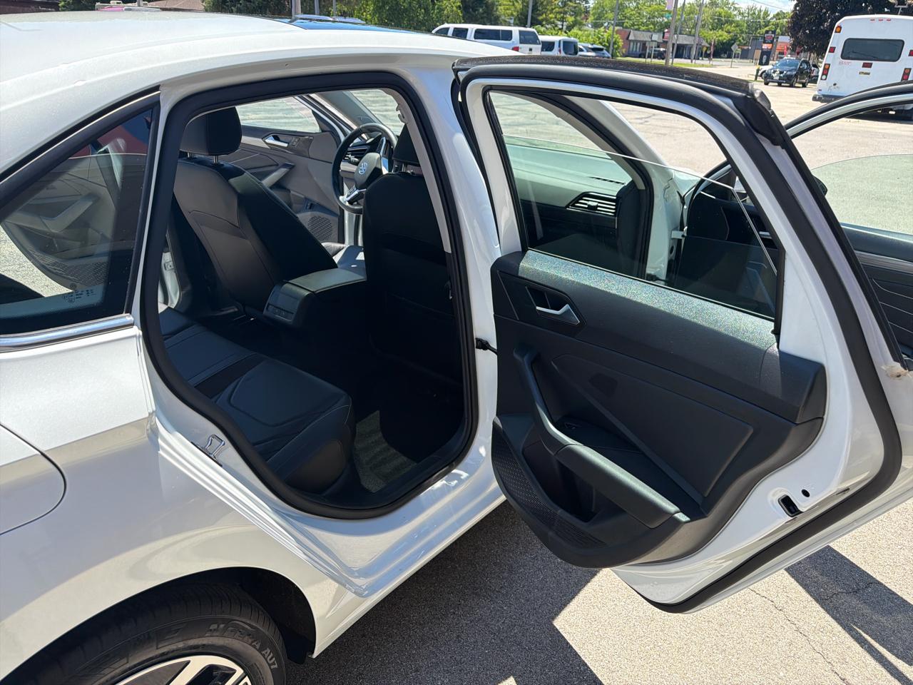 Volkswagen Jetta SEL 2024