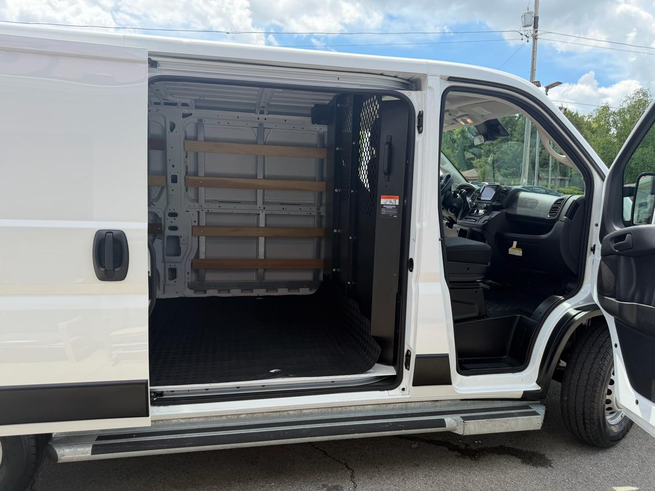 RAM Promaster 2500 Low Roof 2025