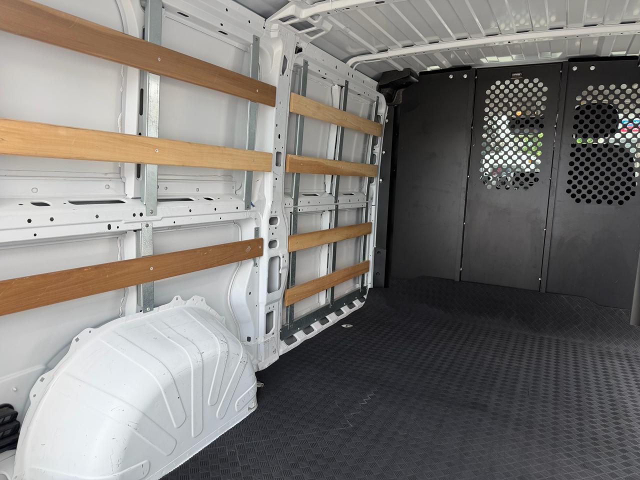 RAM Promaster 2500 Low Roof 2025