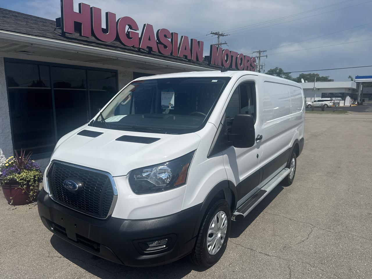 2025 Ford Transit 250 Van