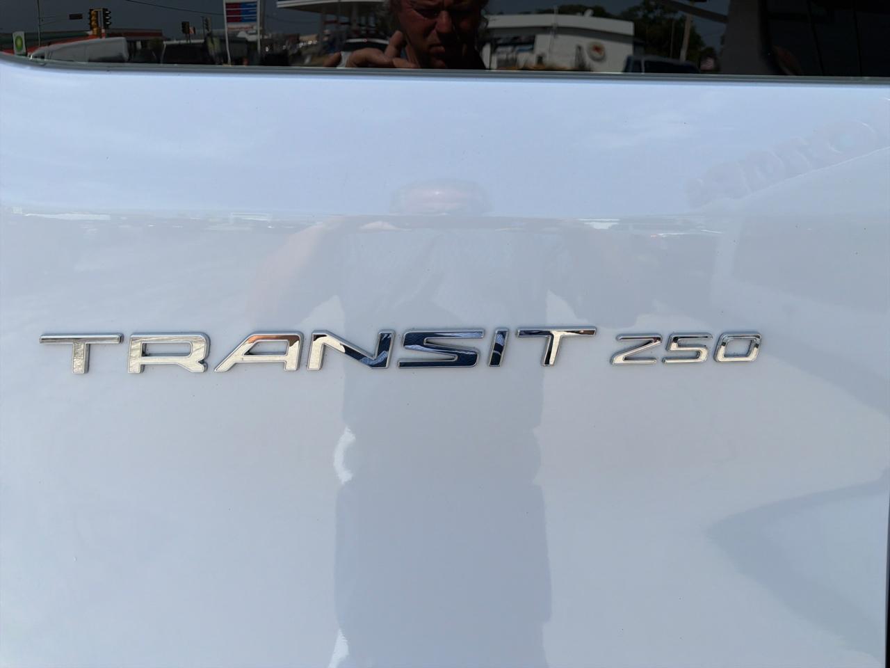 2025 Ford Transit Van Base - Photo 7