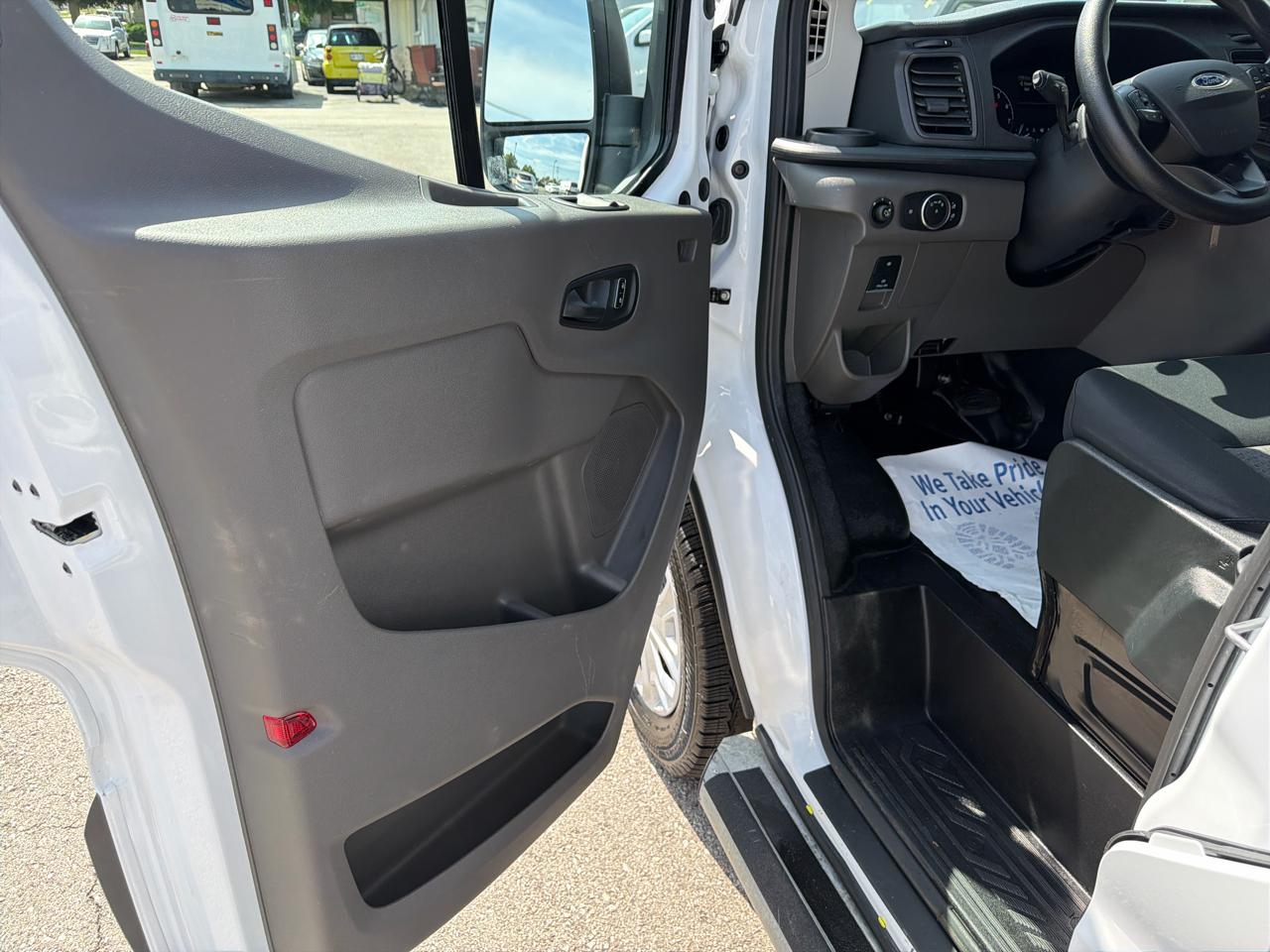 2025 Ford Transit Van Base - Photo 10