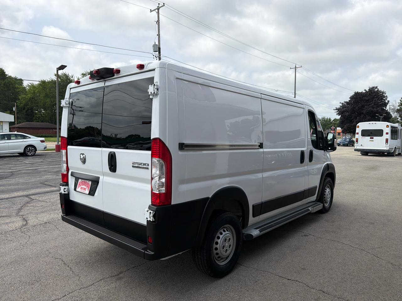 RAM Promaster 2500 Low Roof 2025