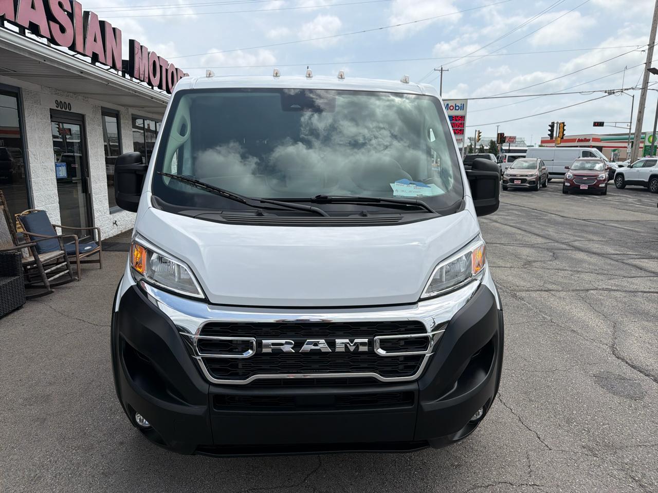 RAM Promaster 2500 Low Roof 2025