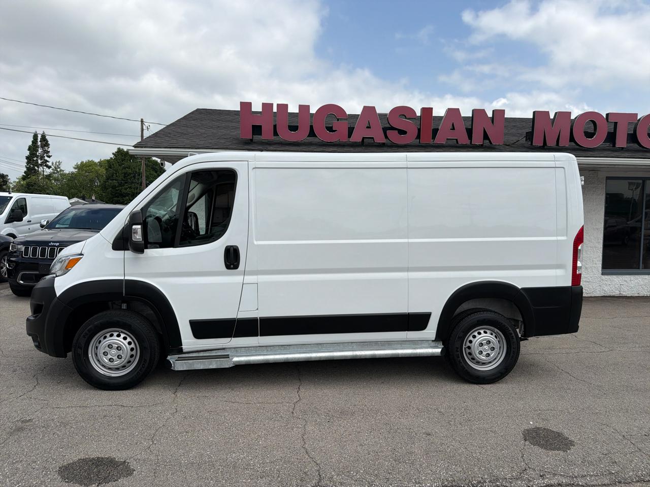 RAM Promaster 2500 Low Roof 2025