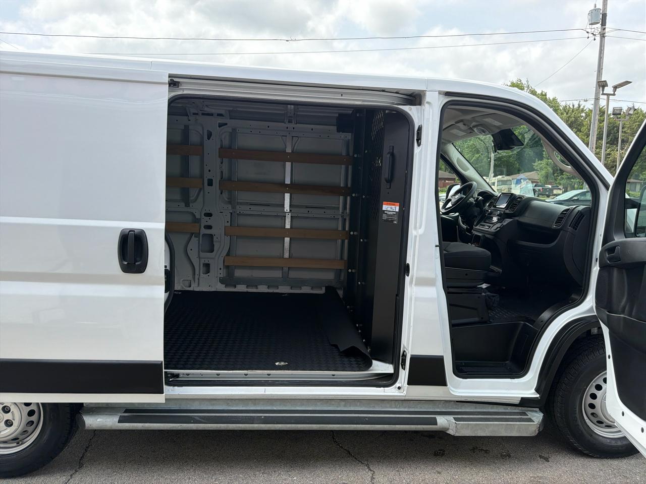RAM Promaster 2500 Low Roof 2025