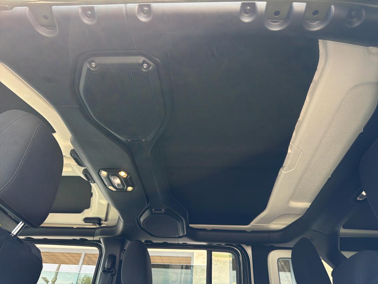 Jeep Wrangler Unlimited Sport Altitude 2023