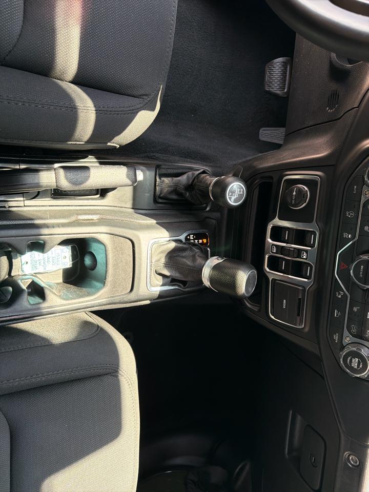 Jeep Wrangler Unlimited Sport Altitude 2023