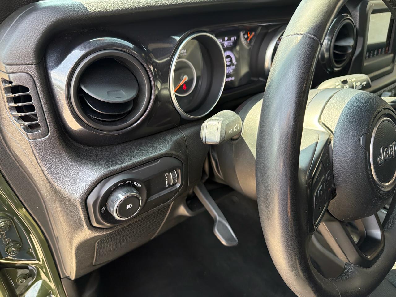 Jeep Wrangler Unlimited Sport Altitude 2023