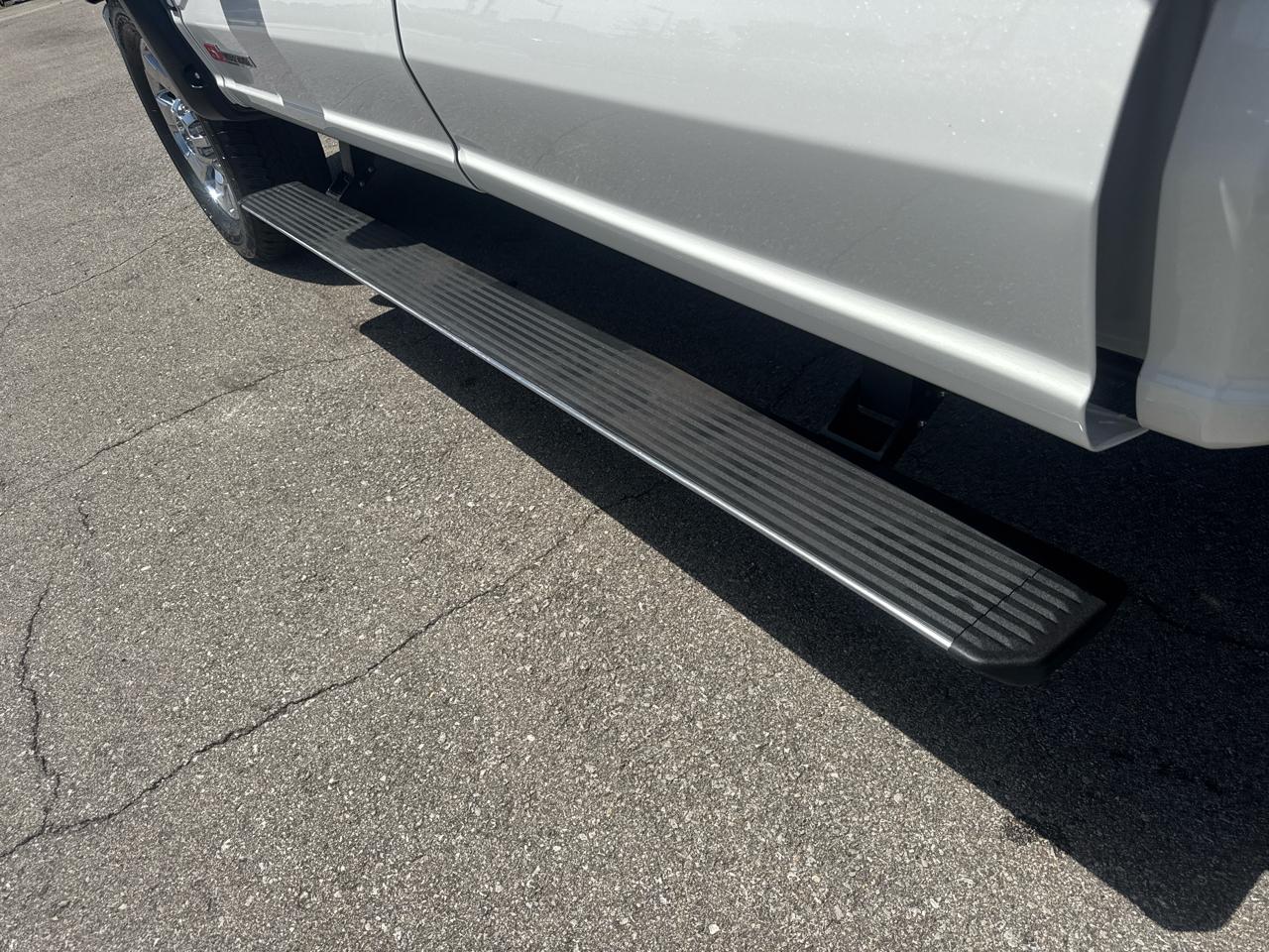Ford F-350 SD Limited Crew Cab Long Box 4WD 2024