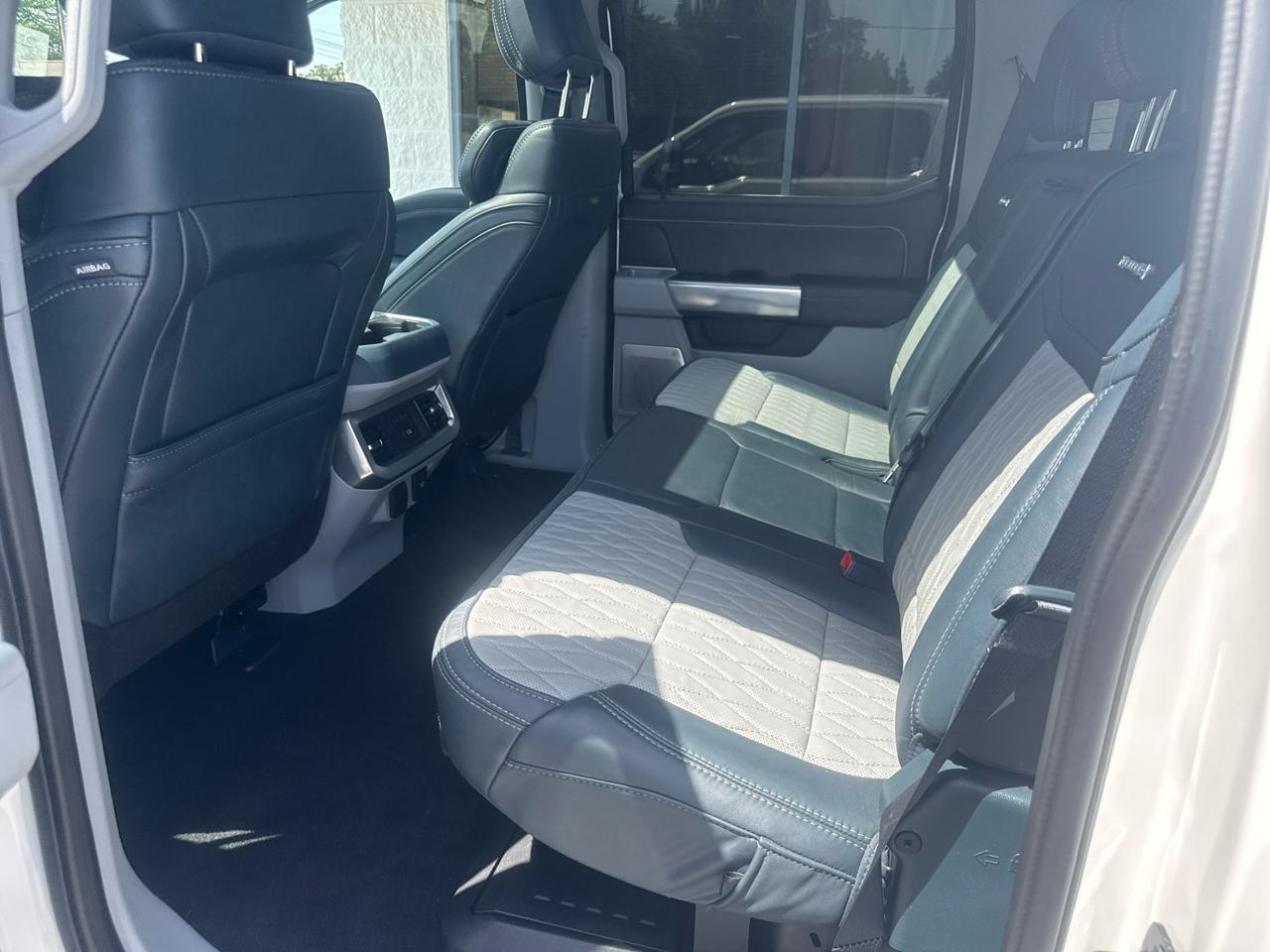 Ford F-350 SD Limited Crew Cab Long Box 4WD 2024