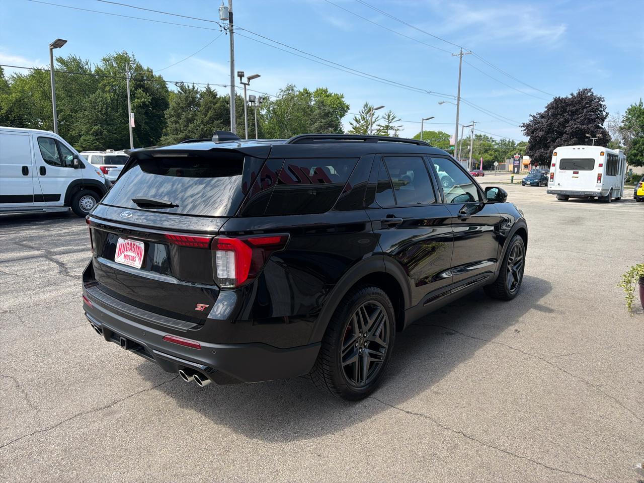 Ford Explorer ST AWD 2025