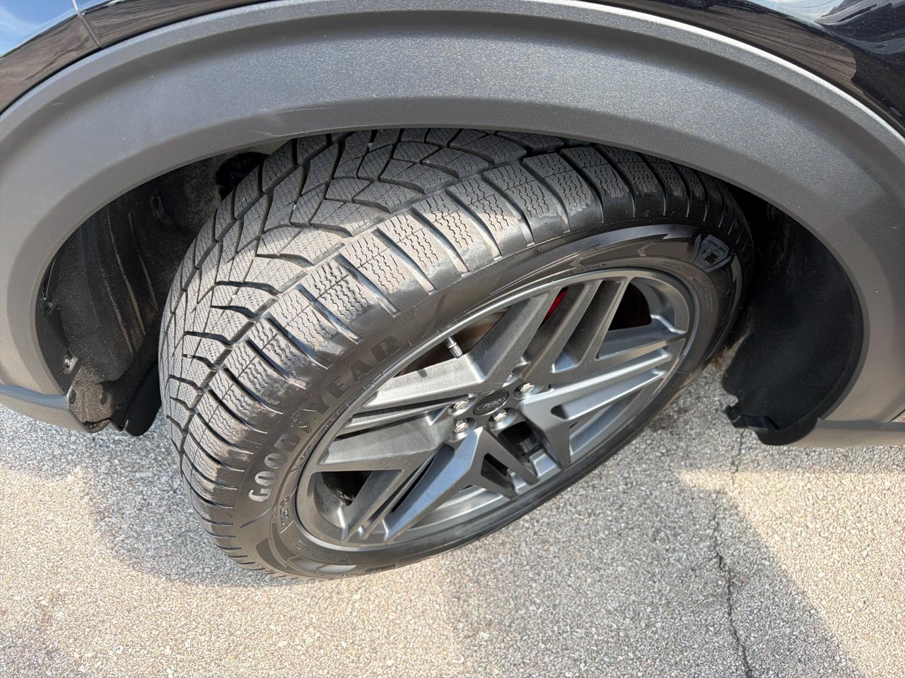 Ford Explorer ST AWD 2025