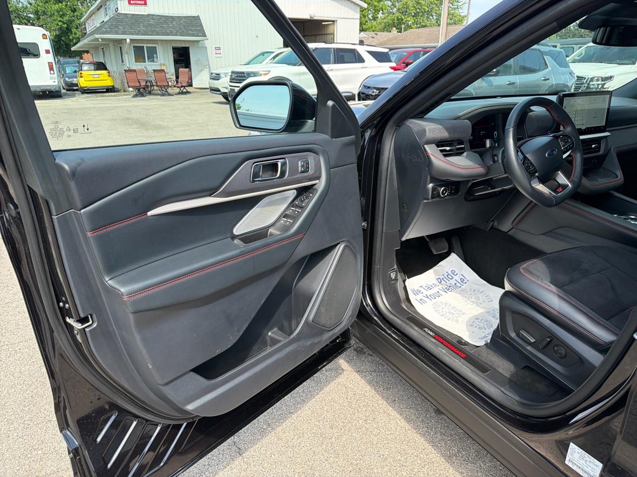 Ford Explorer ST AWD 2025