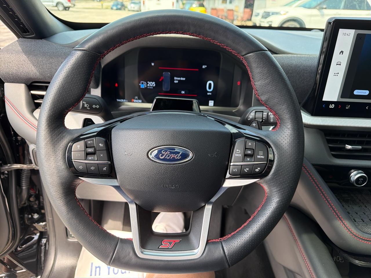 Ford Explorer ST AWD 2025