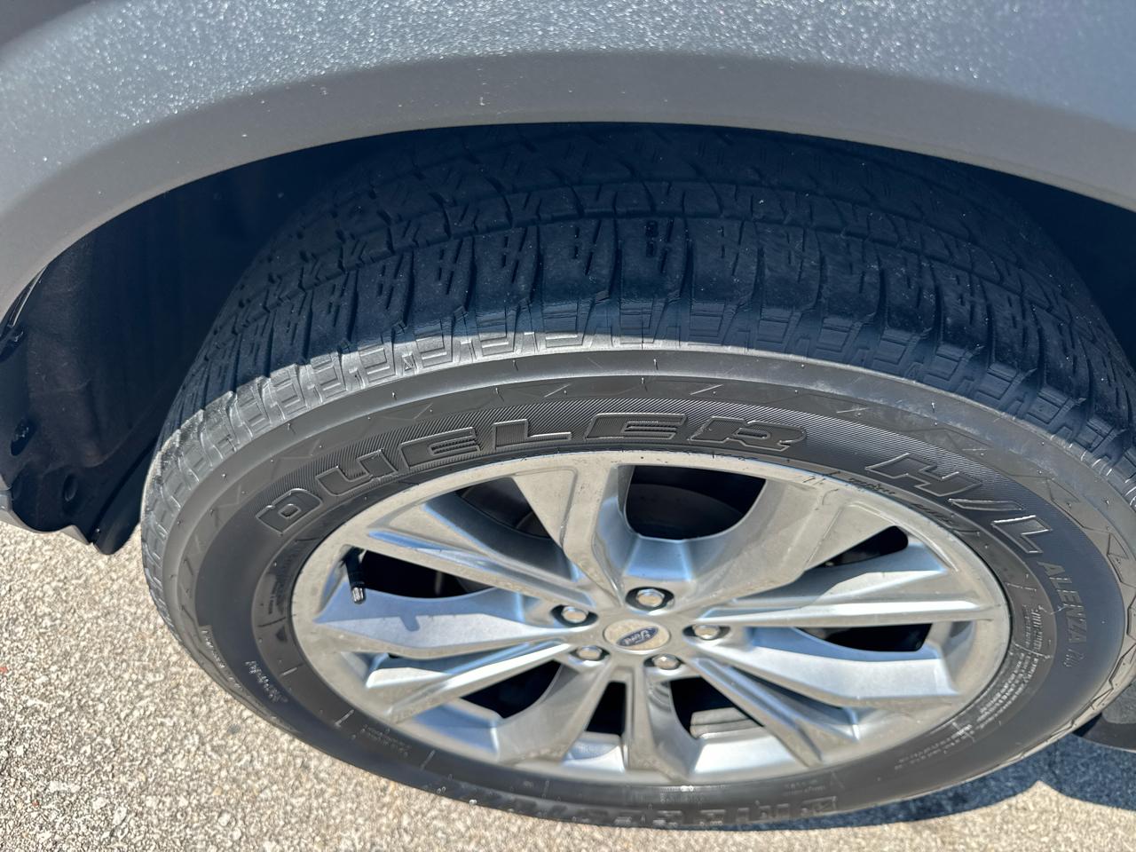 Ford Explorer XLT 2022