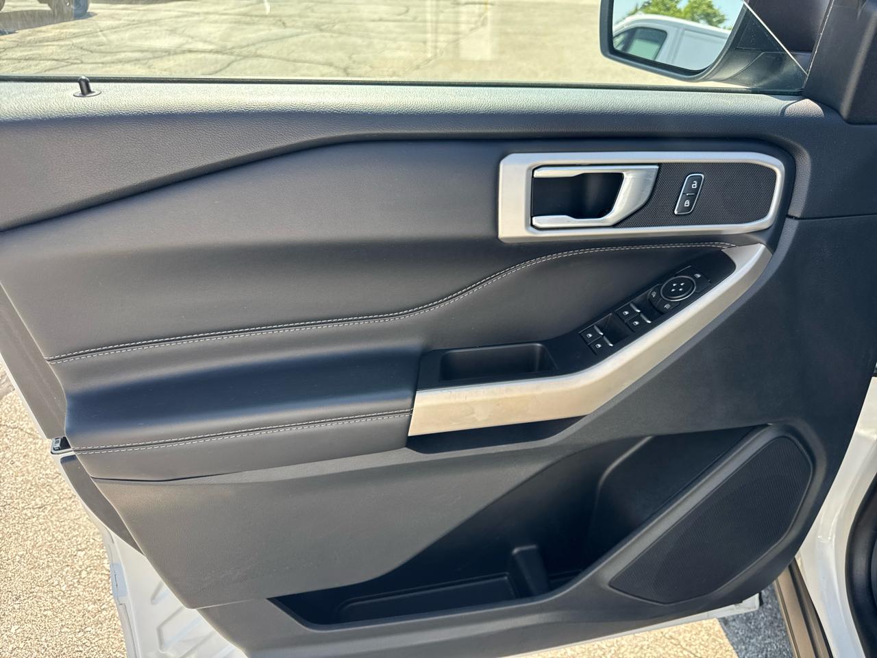 Ford Explorer XLT 2022