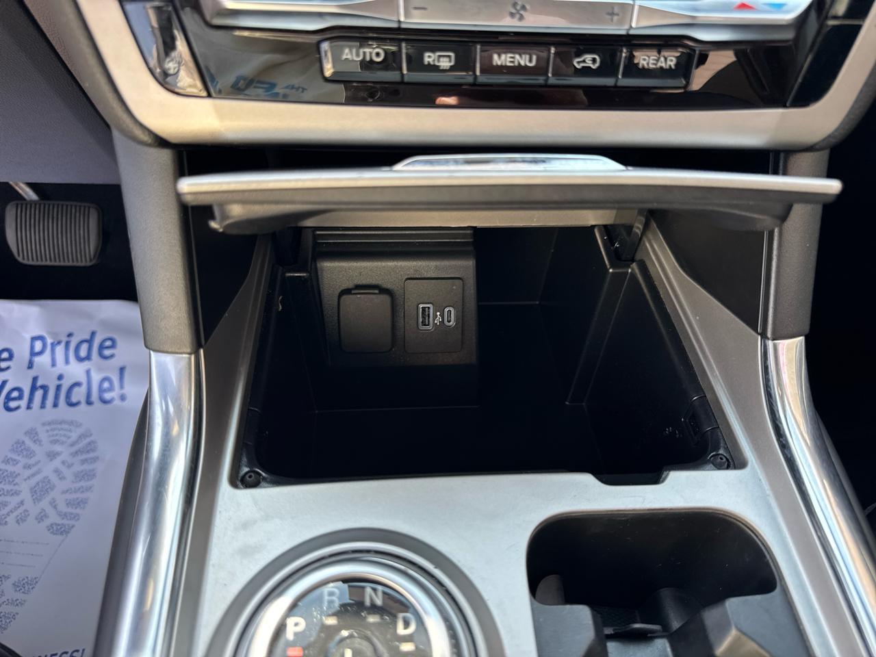 Ford Explorer XLT 2022
