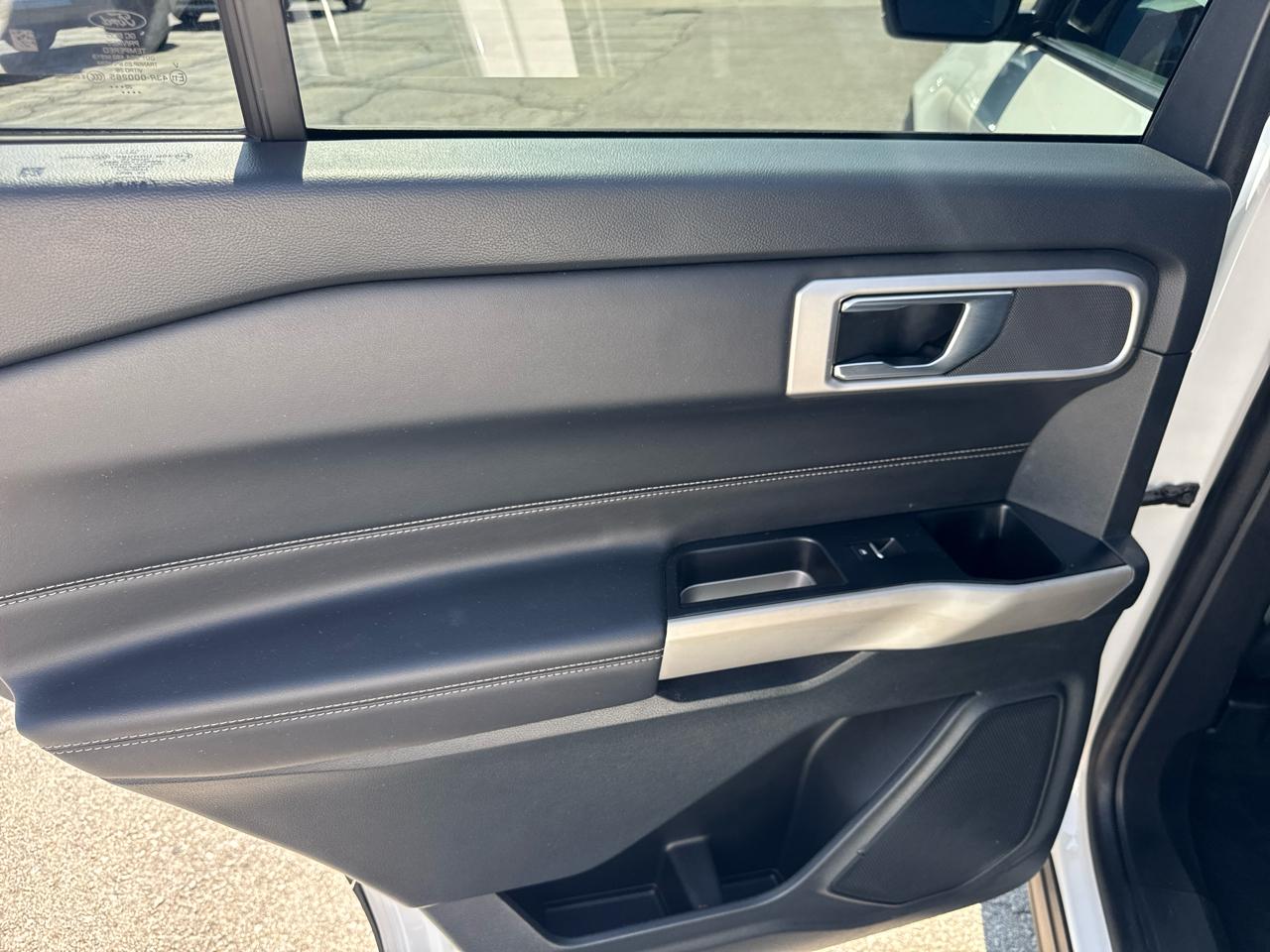 Ford Explorer XLT 2022