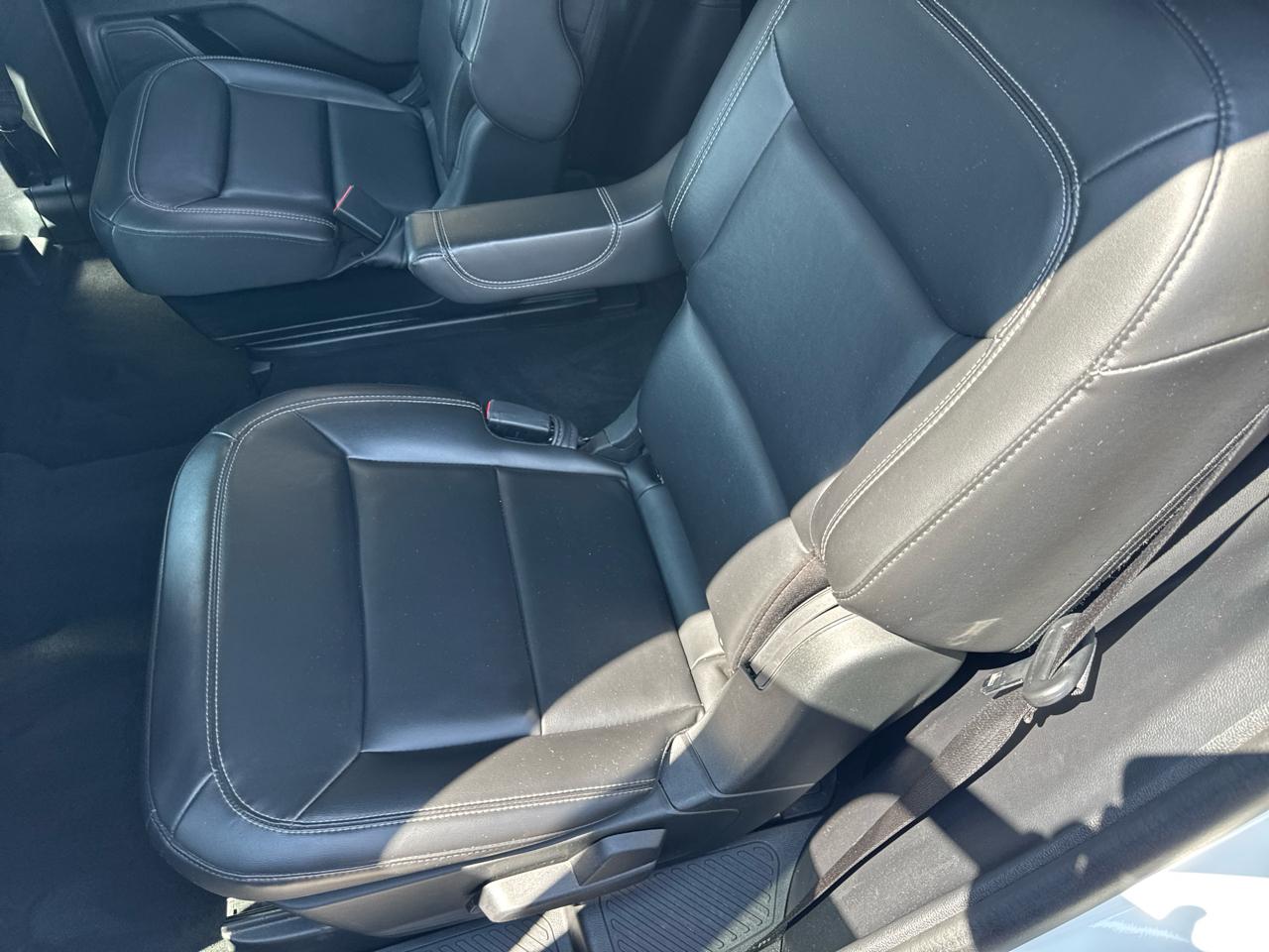 Ford Explorer XLT 2022