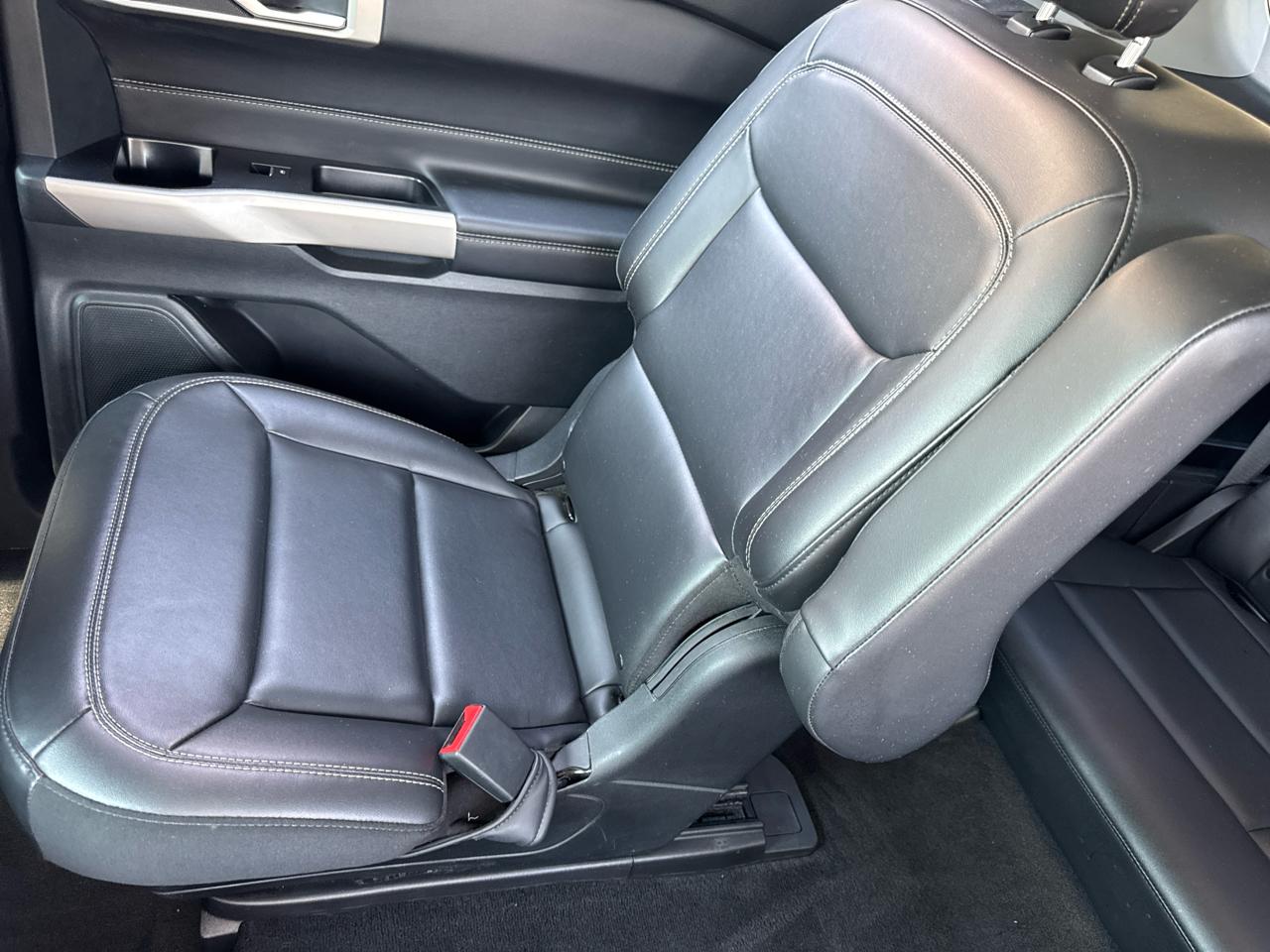 Ford Explorer XLT 2022